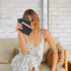 Status Anxiety Avoiding Things Leather Wallet -Fashion Bag Store 7e8de629b83ea73883e84bde59fc3b18 9f3ff2cd 89ba 49d9 a416 03cad555294c