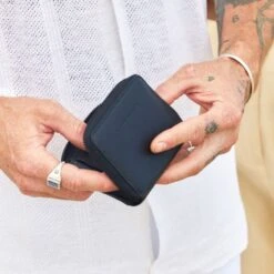 Status Anxiety Emmit Wallet -Fashion Bag Store 9a5a2e75646fb1ed32c1d6628507e02a 3a567928 c34e 4cdc 80aa f5e7970fa267