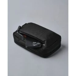 ALPAKA Elements Tech Case Sling 25 ALPAKA Elements Tech Case Sling -Fashion Bag Store Alpaka Elements Tech Case V2 ECOPAK EPLX600 Black 6a 84ac18cd ef1e 4b32 b2a1 245439cfdd9f