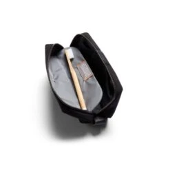 Bellroy Toiletry Kit -Fashion Bag Store Bellroy Dopp Kit Black 3 1 9c6d4921 79f2 4038 ad3d 94912c1fa056