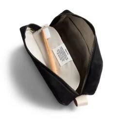 Bellroy Toiletry Kit (Premium Edition) -Fashion Bag Store Bellroy Dopp Kit Premium Edition Black Sand 3 1 1fef1d0d 0feb 4f99 8e26 c865d89d69ca
