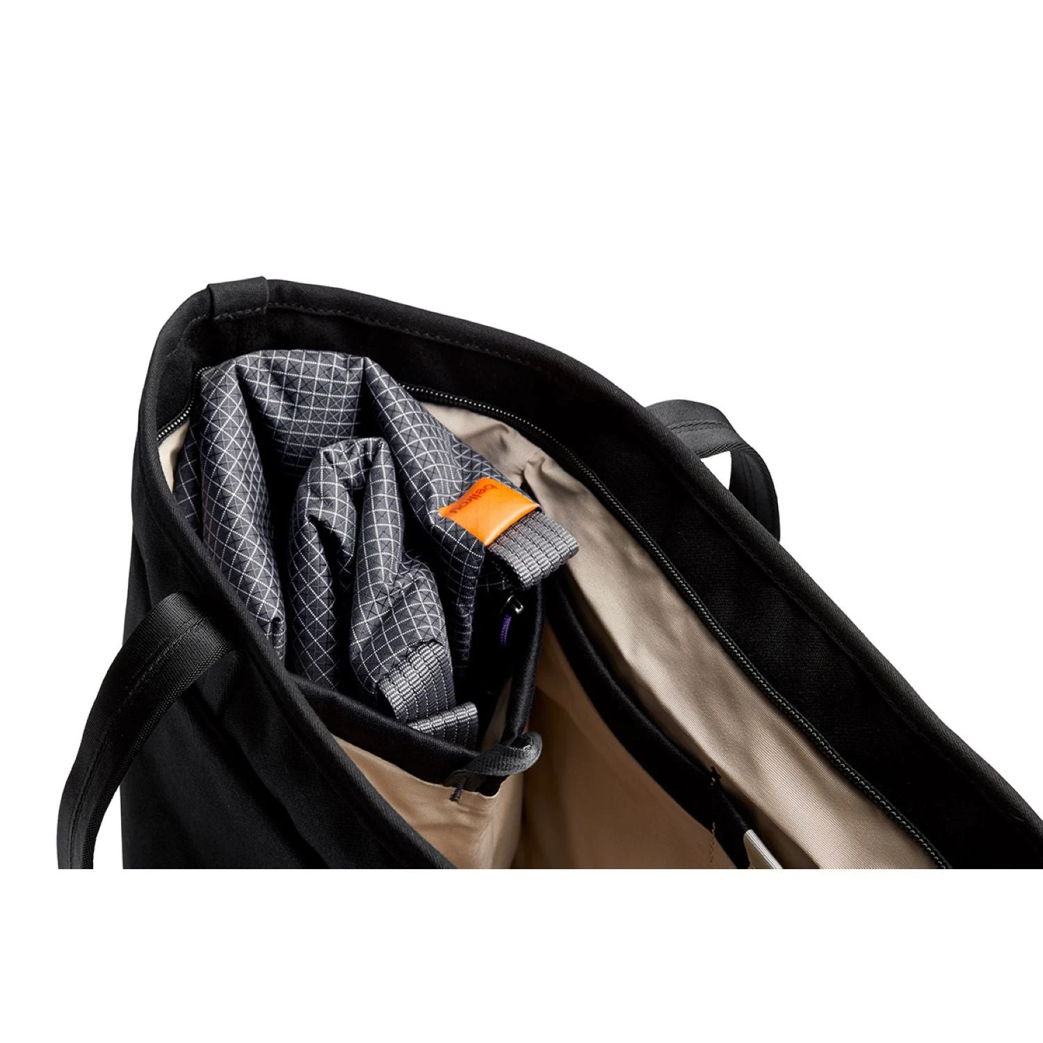 Bellroy Lite Cooler Caddy 10L 8 Bellroy Lite Cooler Caddy 10L - Image 8