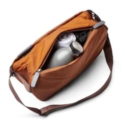 Bellroy Sling -Fashion Bag Store Bellroy Sling Bronze 3 821e2ace af46 4f52 a94a 0f58b7ddccec