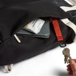 Bellroy Tokyo Totepack (Premium Edition) -Fashion Bag Store Bellroy Tokyo Totepack Premium Edition Black Sand 6 4b2a5c21 3fd6 40d8 a86e cb567016a381