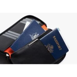 Bellroy Travel Folio (Second Edition) - Carryology Essential Edition -Fashion Bag Store Bellroy Travel Folio Second Edition Carryology Essential Edition Black Ash 3