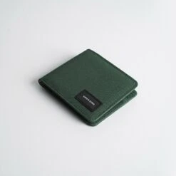 Crossing Bifold Wallet With Coin Pocket RFID -Fashion Bag Store Crossing Bifold Wallet with Coin Pocket RFID Green 2