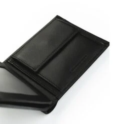 Crossing Sydney Bi-Fold Leather Wallet With Flap And Coin Pouch 20 Crossing Sydney Bi-Fold Leather Wallet With Flap And Coin Pouch -Fashion Bag Store Crossing Sydney Bi Fold Leather Wallet With Flap And Coin Pouch Black 6