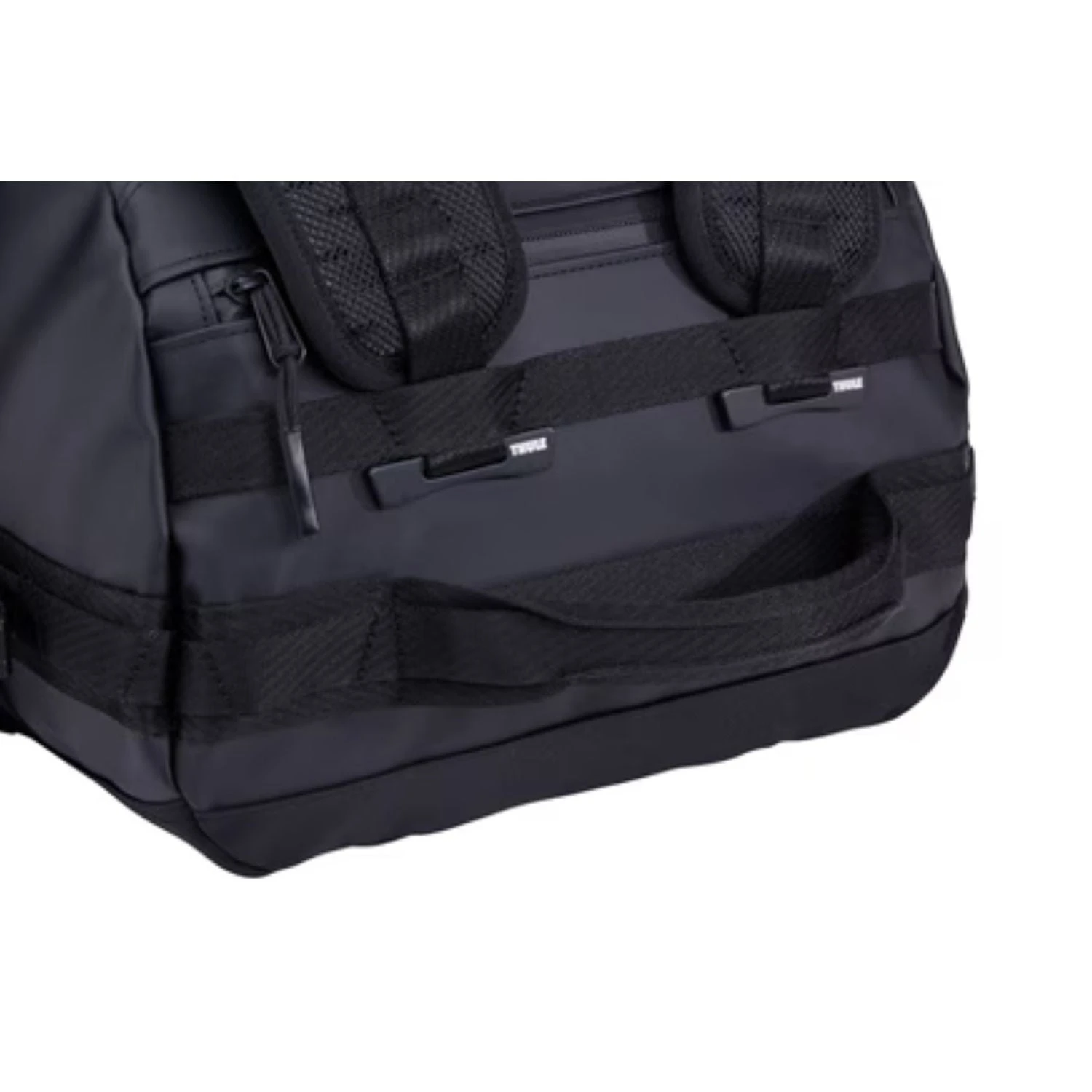 Thule Chasm Duffel 30L 6 Thule Chasm Duffel 30L - Image 6