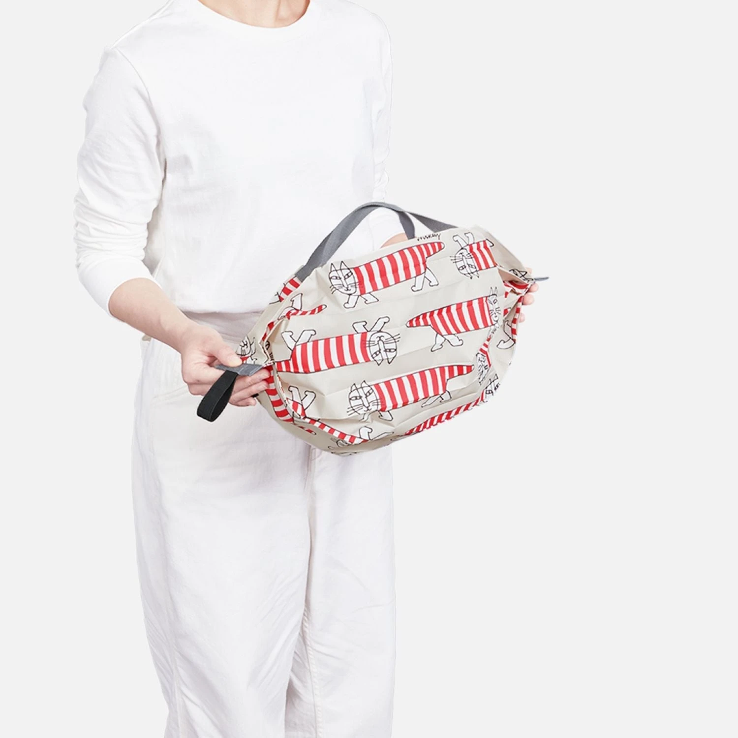 Shupatto X Lisa Larson Foldable Tote Small 9 Shupatto X Lisa Larson Foldable Tote Small - Image 9