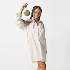 Status Anxiety Come Get Her Leather Wallet 31 Status Anxiety Come Get Her Leather Wallet -Fashion Bag Store d57766f10d20f8edf96ea097d1cae5b0 a0f51eb5 1c31 44ac a0f9 fa668bbd94da