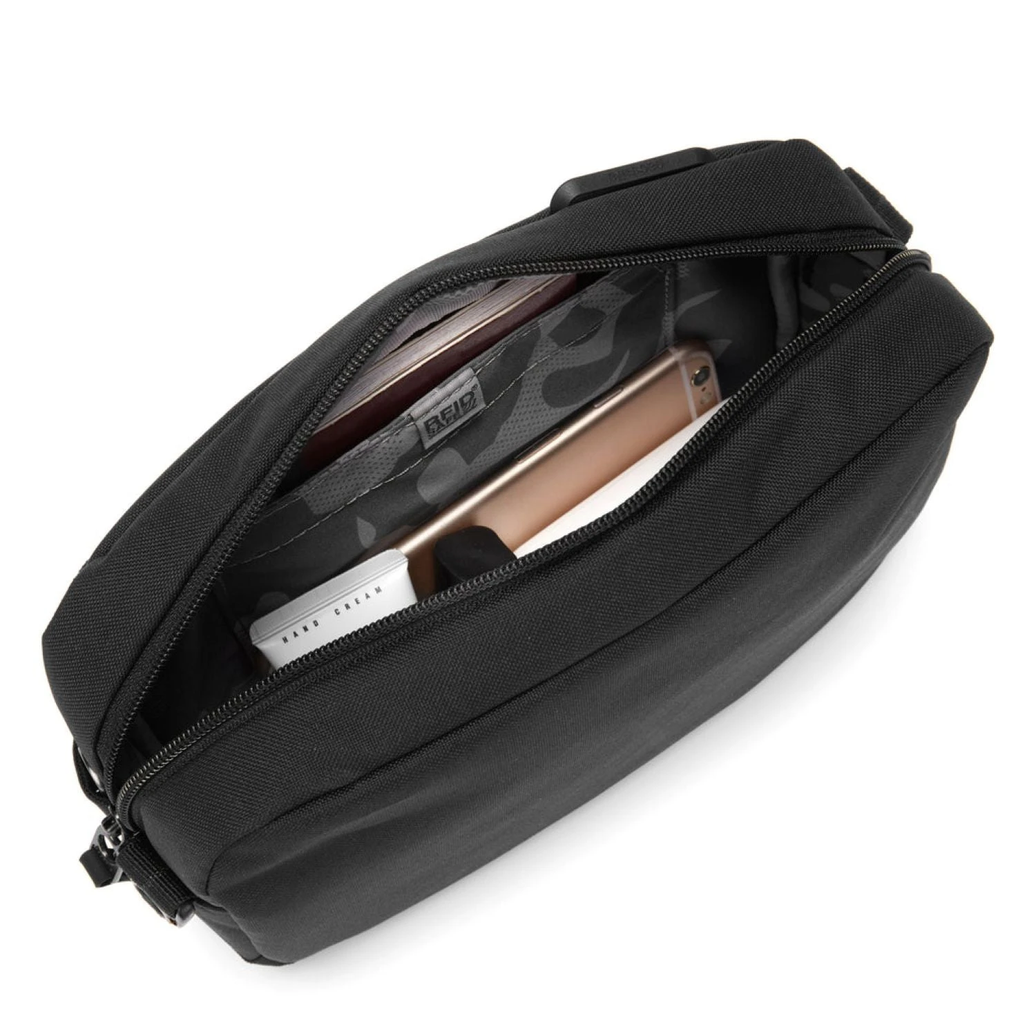 Pacsafe Go Anti-Theft Crossbody Bag 5 Pacsafe Go Anti-Theft Crossbody Bag - Image 5