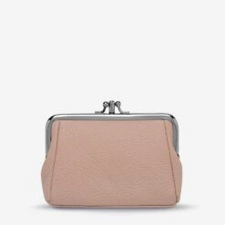 Status Anxiety Volatile Clasp Frame Leather Purse -Fashion Bag Store eed004eebc9f063c1af3a7b1056eef25 6131f971 5620 4e6f 997d d7b9412df0ed