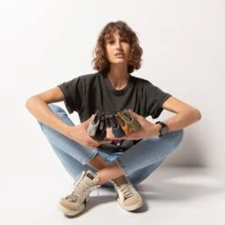 Status Anxiety Volatile Clasp Frame Leather Purse -Fashion Bag Store eee9d47fd26b26a22f0ad2217aa5c27c 5418f253 444d 418b 93ae 1fde8c70a294