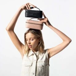 Status Anxiety Shining Armour Storage Box -Fashion Bag Store f028017f91efb86b7295453d2a682f35 fed61e7e 48a6 4dc4 aafd 533b86c132e9